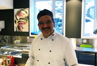 Foto: Köksmästare Karim Bouhadoun på Eurest.